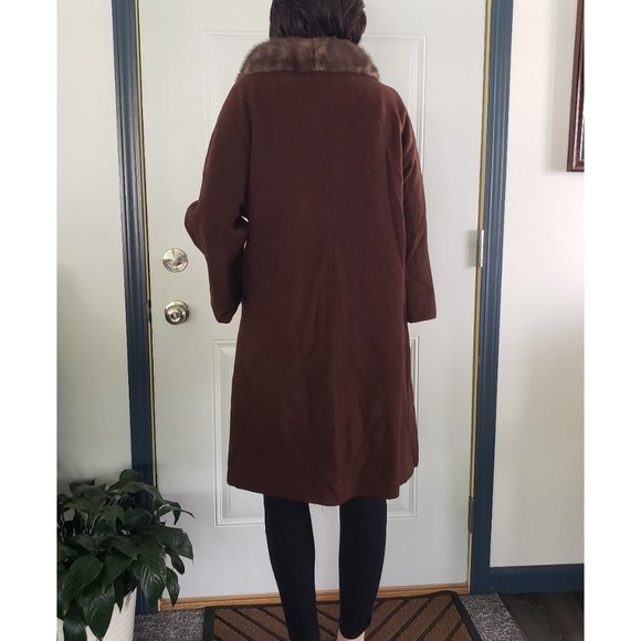 60s Brown‎ Cashmere Swing Coat with Fur Collar - Picture 3 of 8